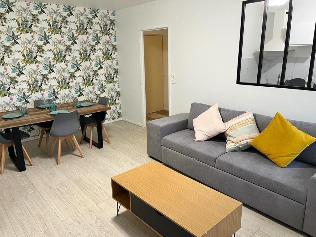 Appartement Le Rousseau Metz Avec Parking Gratuit Exterior photo